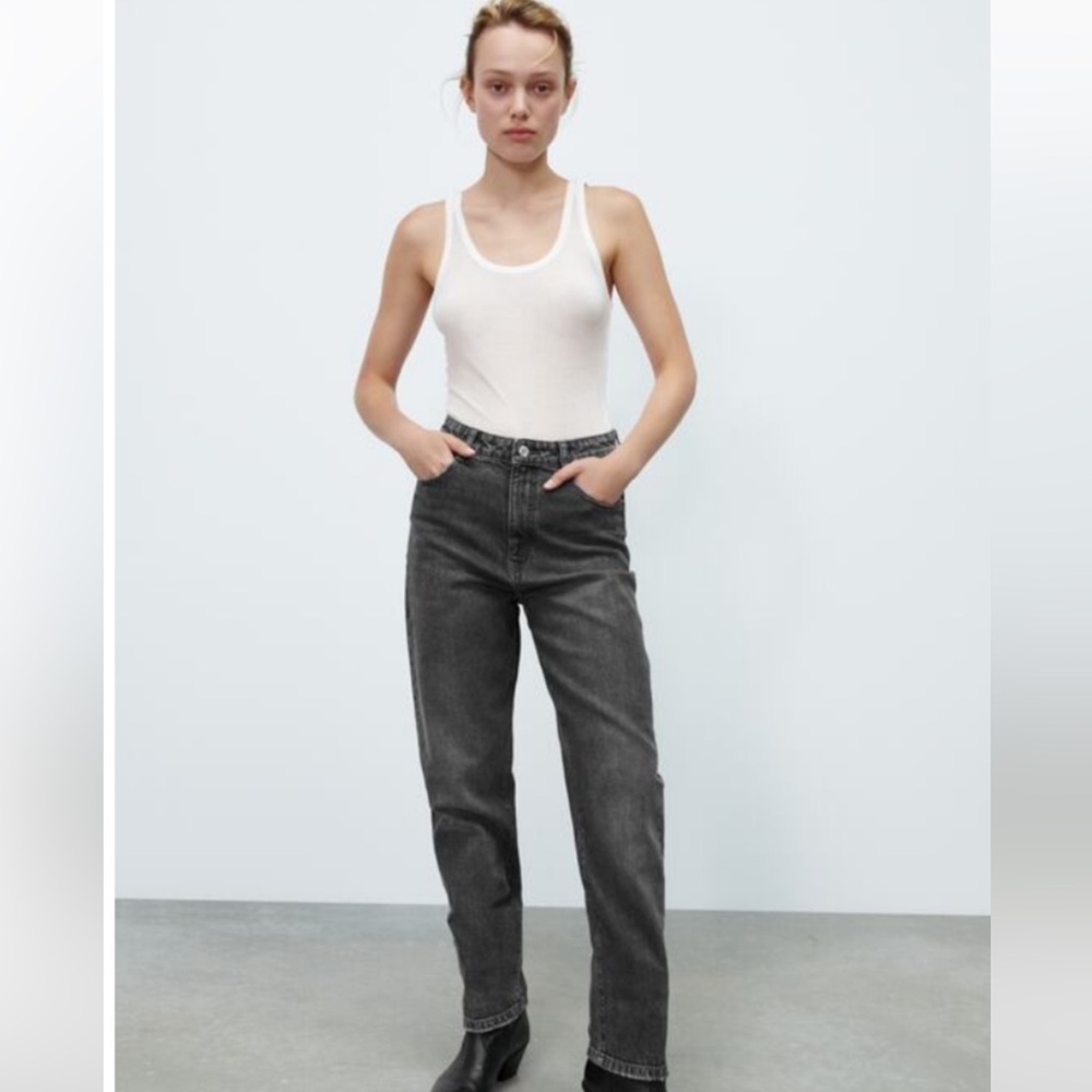 ZARA Women's Mom Jeans Size 4 (gray)